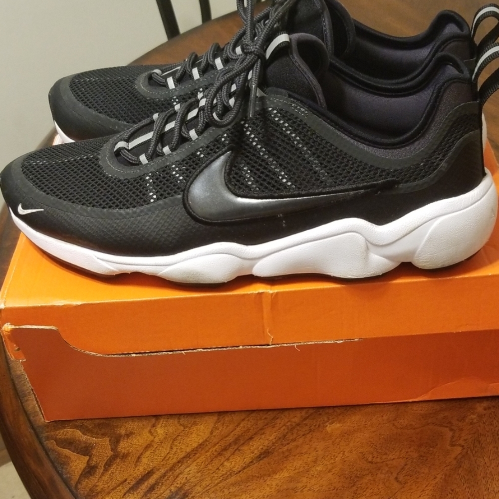 Men's Nike shoes